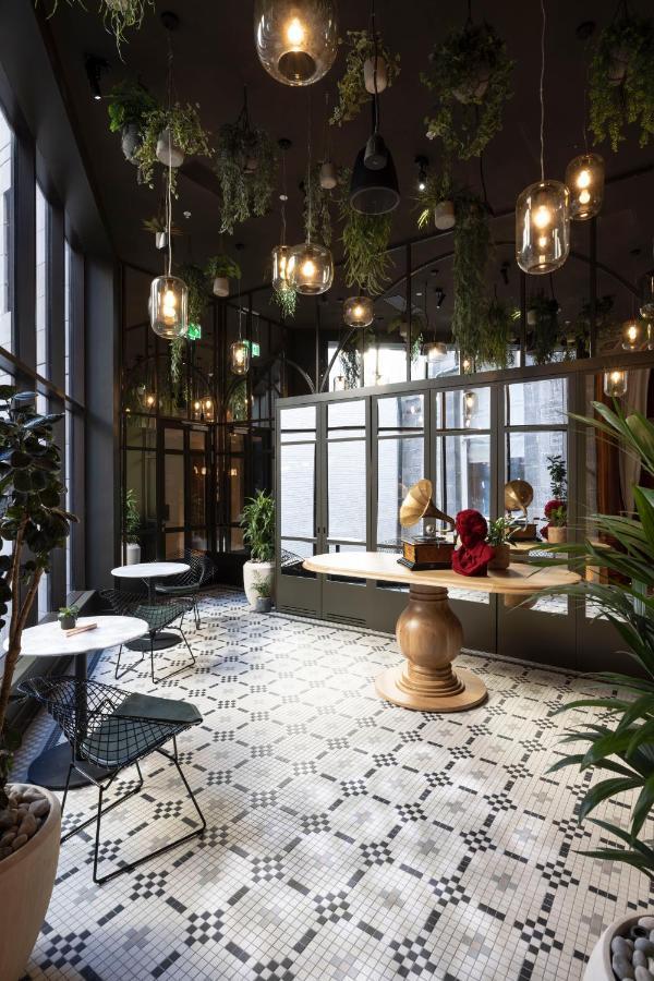 Virgin Hotels Edimburgo Esterno foto The lobby of the hotel